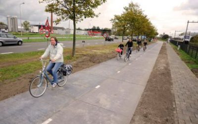 Holanda tem ciclovia solar que gera energia limpa