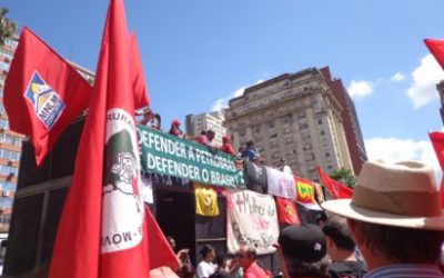 Protesto reúne 5 mil em Porto Alegre