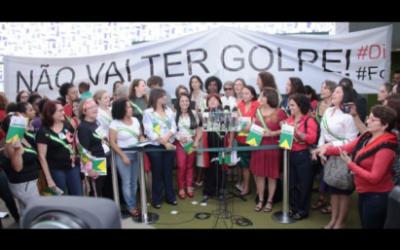 Mulheres formam frente de resistência contra o golpe