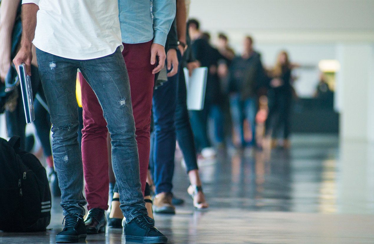 MP 1.045 precariza trabalho dos jovens e cria a escravidão contemporânea